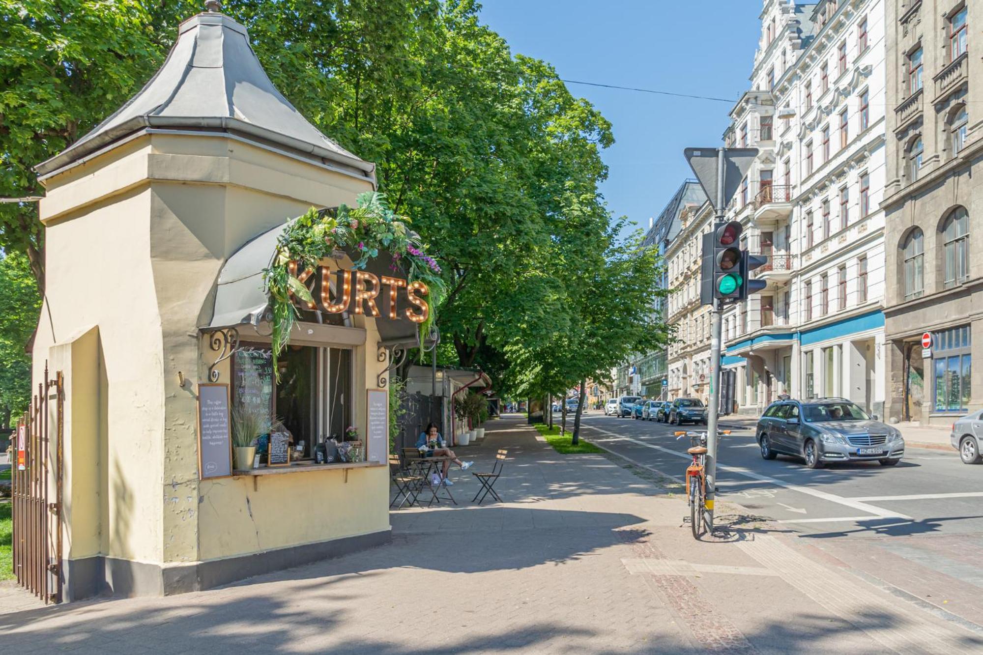 Prestigious Former Library Apartment - Perfect Location Рига Екстериор снимка